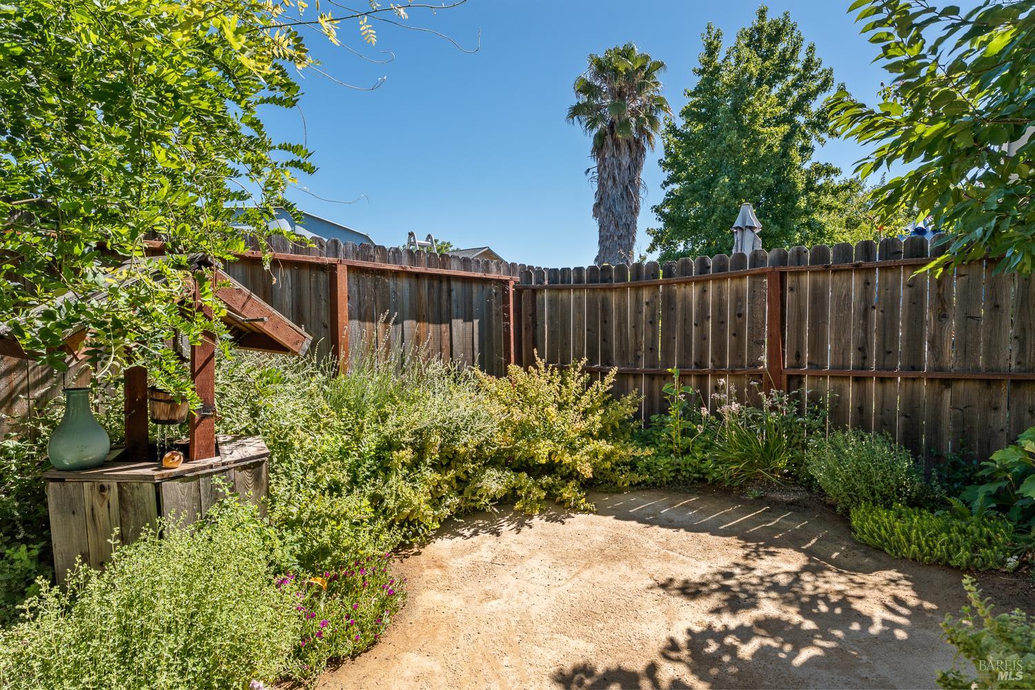 536 Capps Lane Ukiah CA 95482