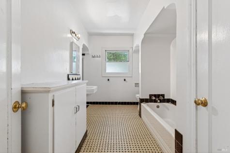510 Howard Street Santa Rosa CA 95404