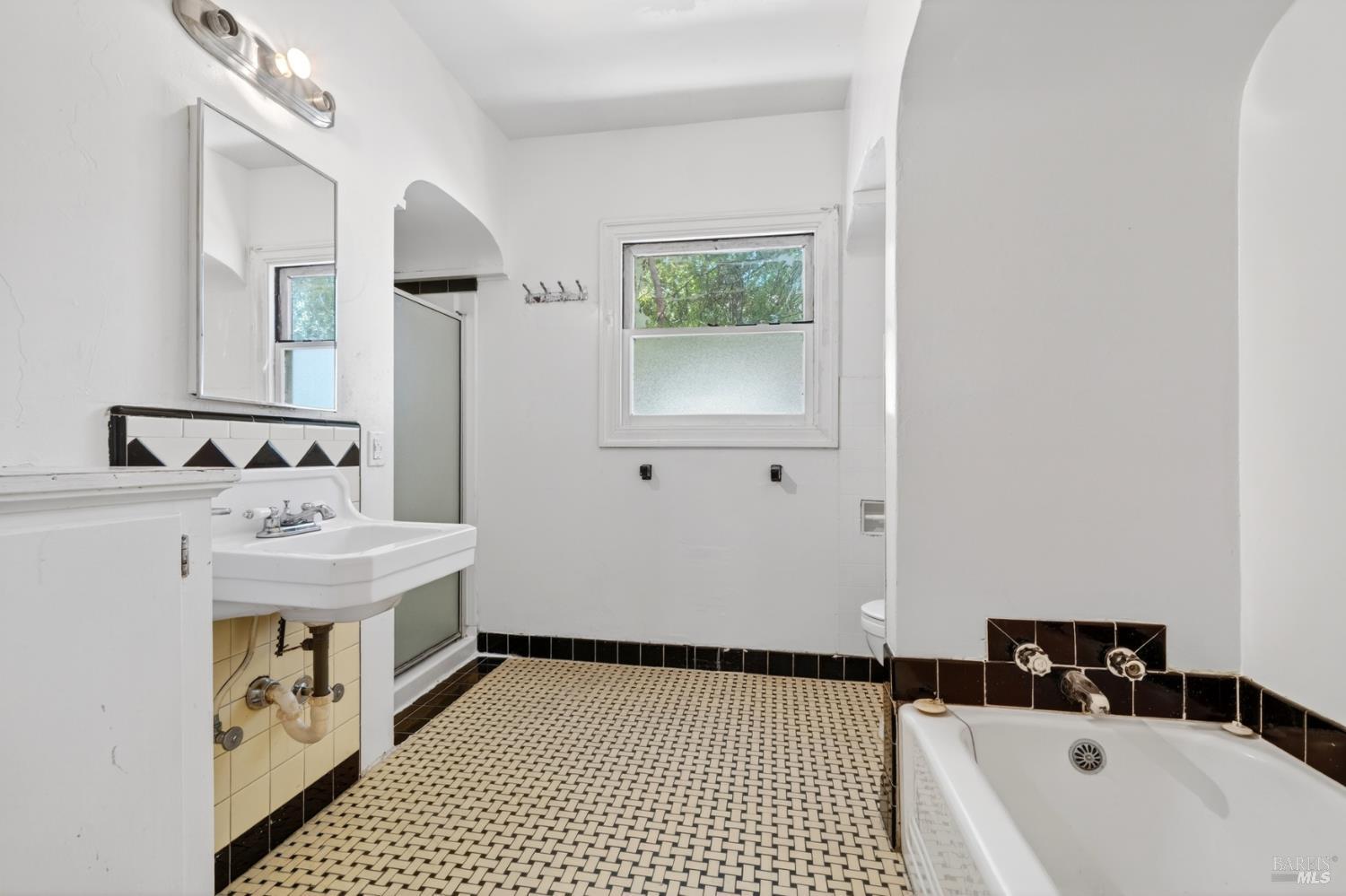 510 Howard Street Santa Rosa CA 95404