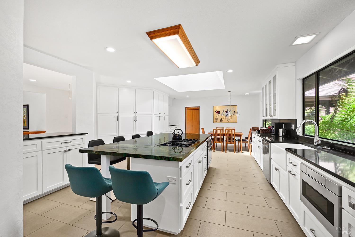 1650 Jonive Road Sebastopol CA 95472