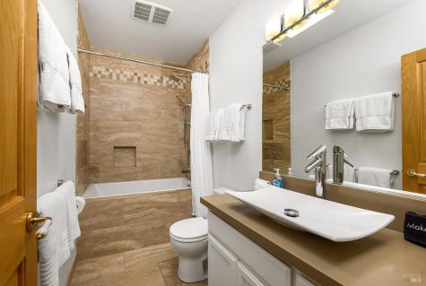 1650 Jonive Road Sebastopol CA 95472