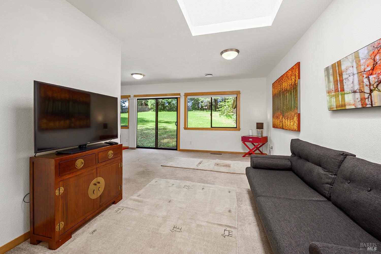 1650 Jonive Road Sebastopol CA 95472