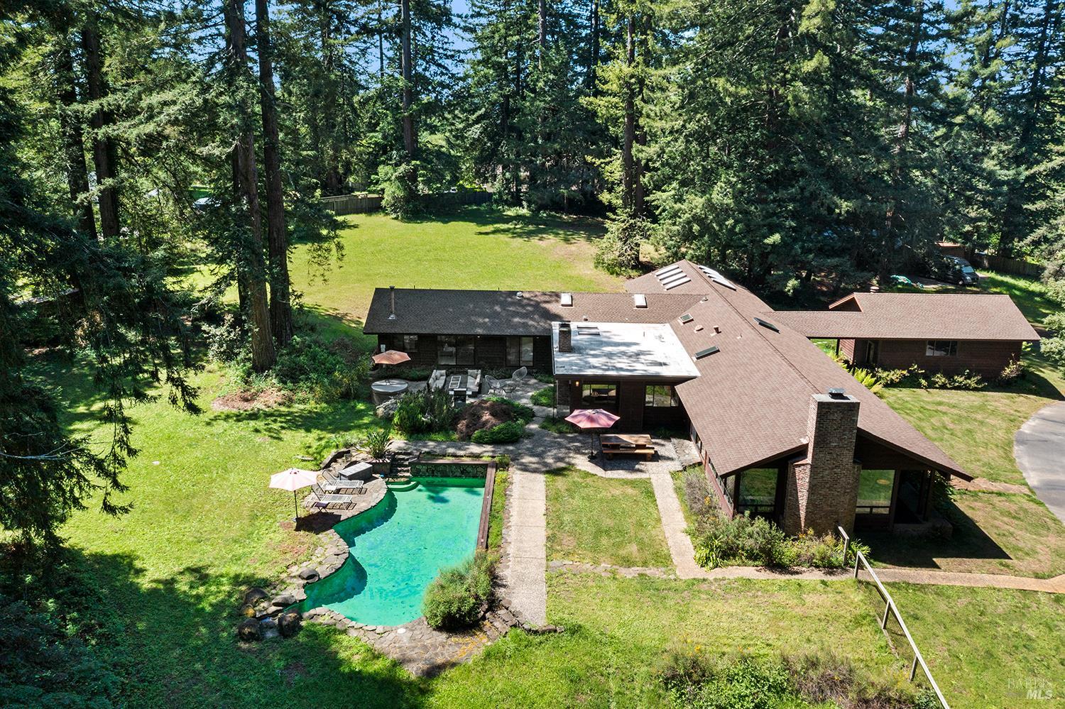 1650 Jonive Road Sebastopol CA 95472