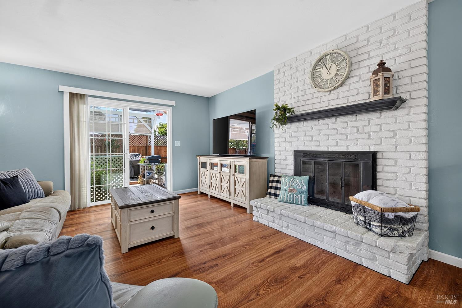 77 Adele Avenue Rohnert Park CA 94928