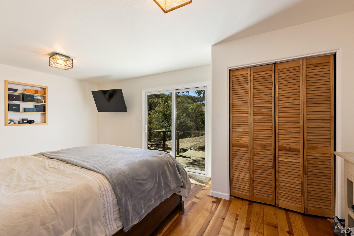 8500 Black Bart Trail Redwood Valley CA 95470