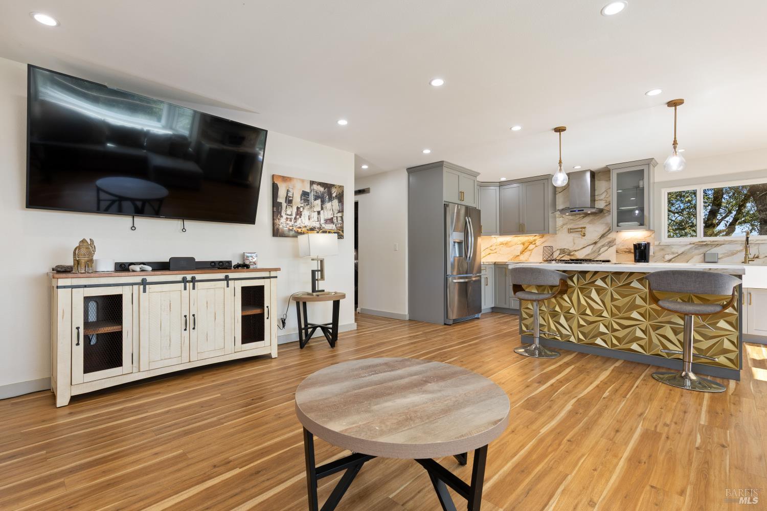8500 Black Bart Trail Redwood Valley CA 95470