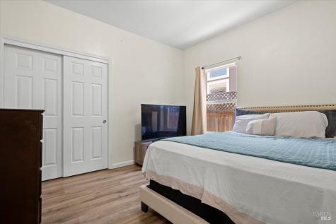 4717-4719 Starbuck Avenue Santa Rosa CA 95409