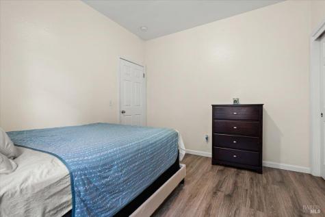 4717-4719 Starbuck Avenue Santa Rosa CA 95409