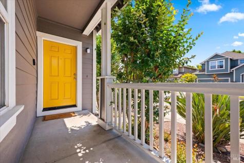 4717-4719 Starbuck Avenue Santa Rosa CA 95409