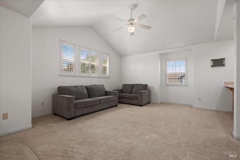 4717-4719 Starbuck Avenue Santa Rosa CA 95409
