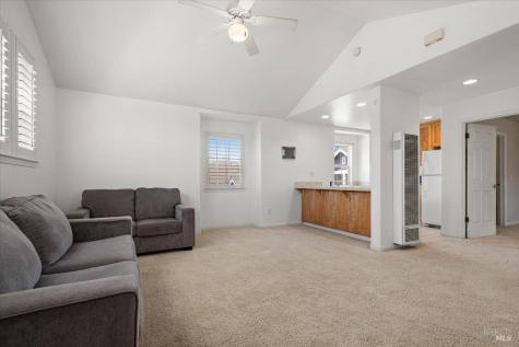 4717-4719 Starbuck Avenue Santa Rosa CA 95409