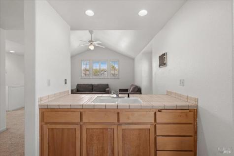 4717-4719 Starbuck Avenue Santa Rosa CA 95409