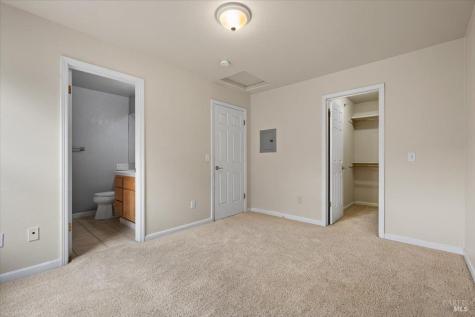 4717-4719 Starbuck Avenue Santa Rosa CA 95409
