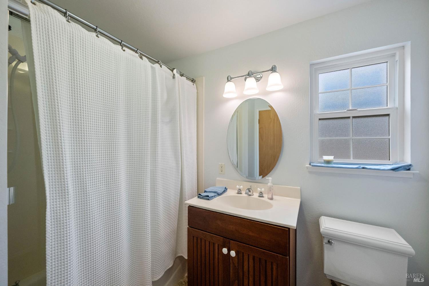 4171 Silverado Trail Napa CA 94558