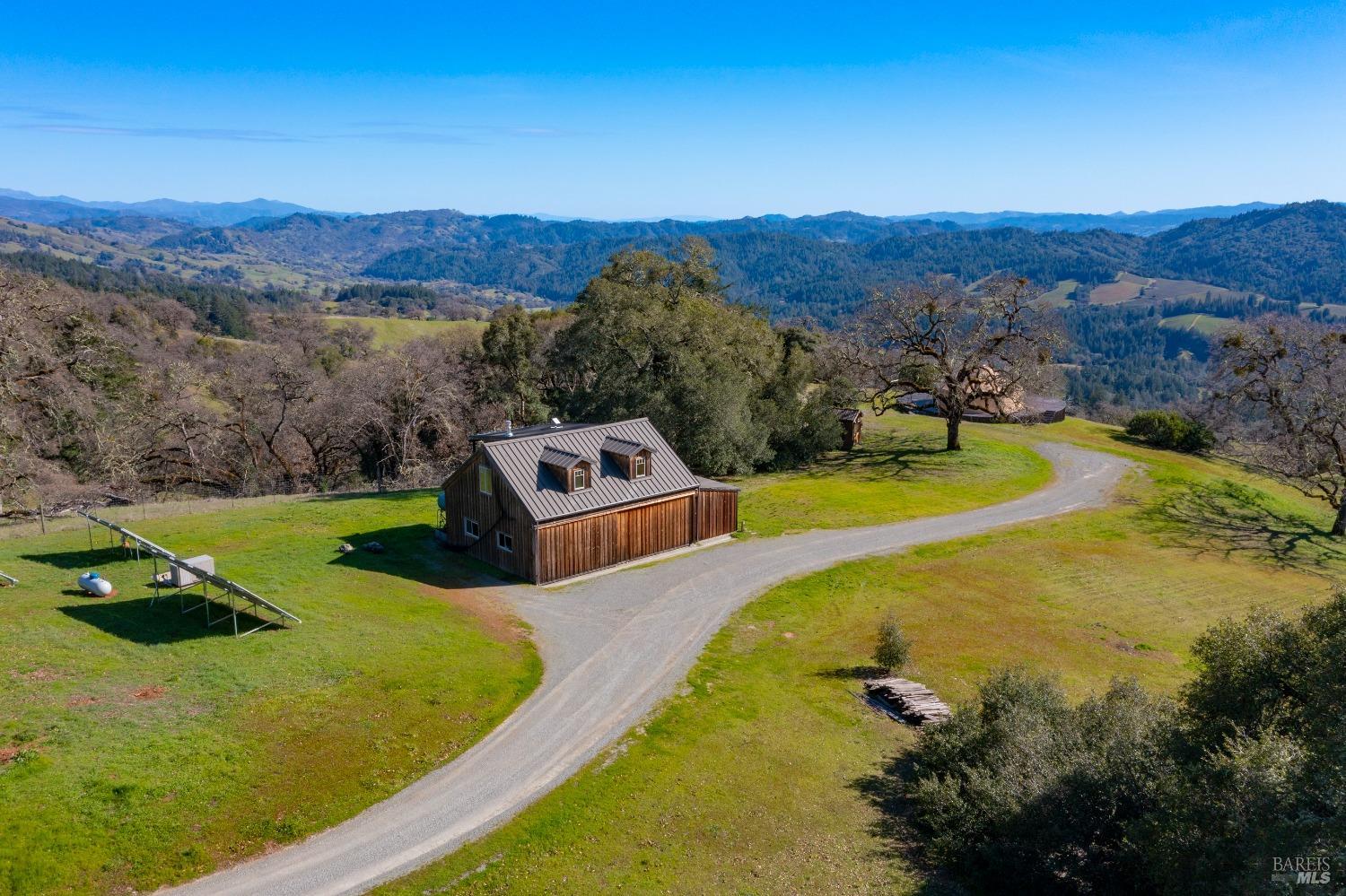 24000 Fig Tree Lane Yorkville CA 95494