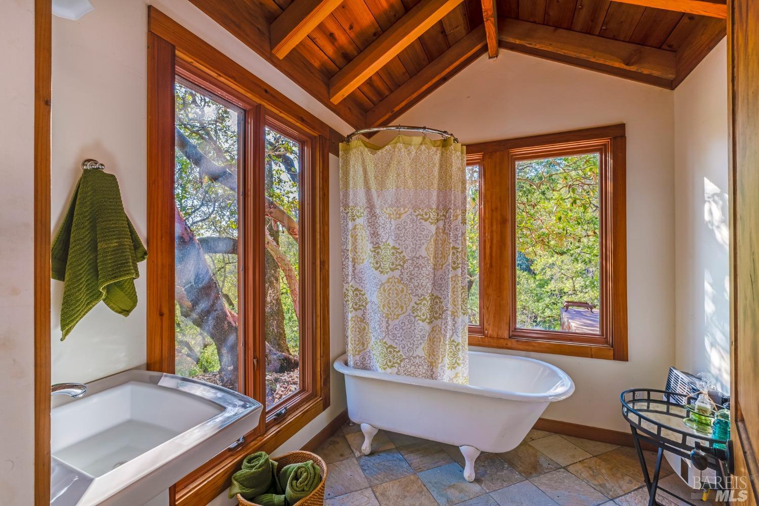 24000 Fig Tree Lane Yorkville CA 95494