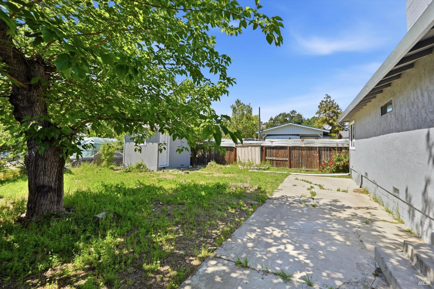 3723 Buckeye Street Clearlake CA 95422