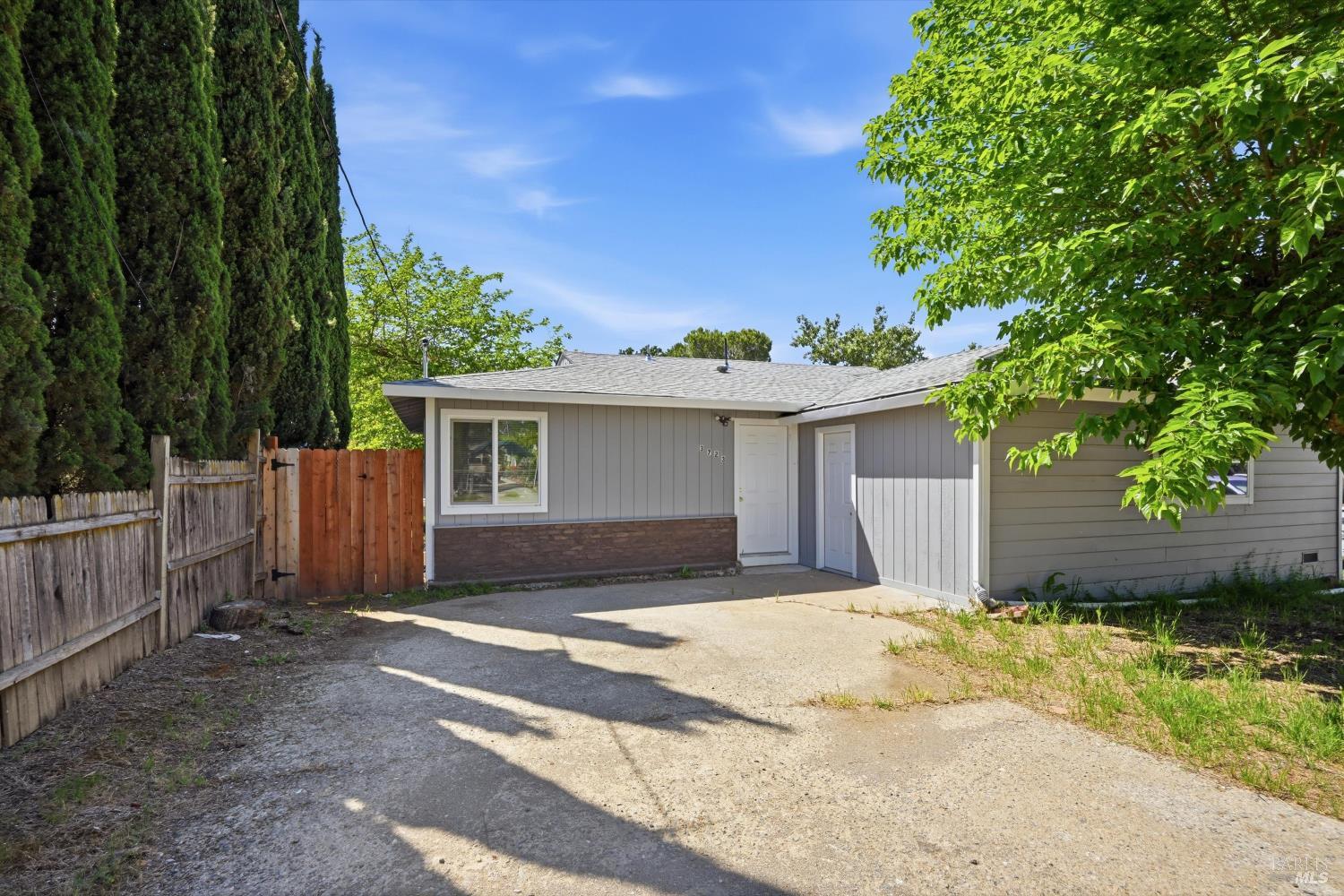 3723 Buckeye Street Clearlake CA 95422