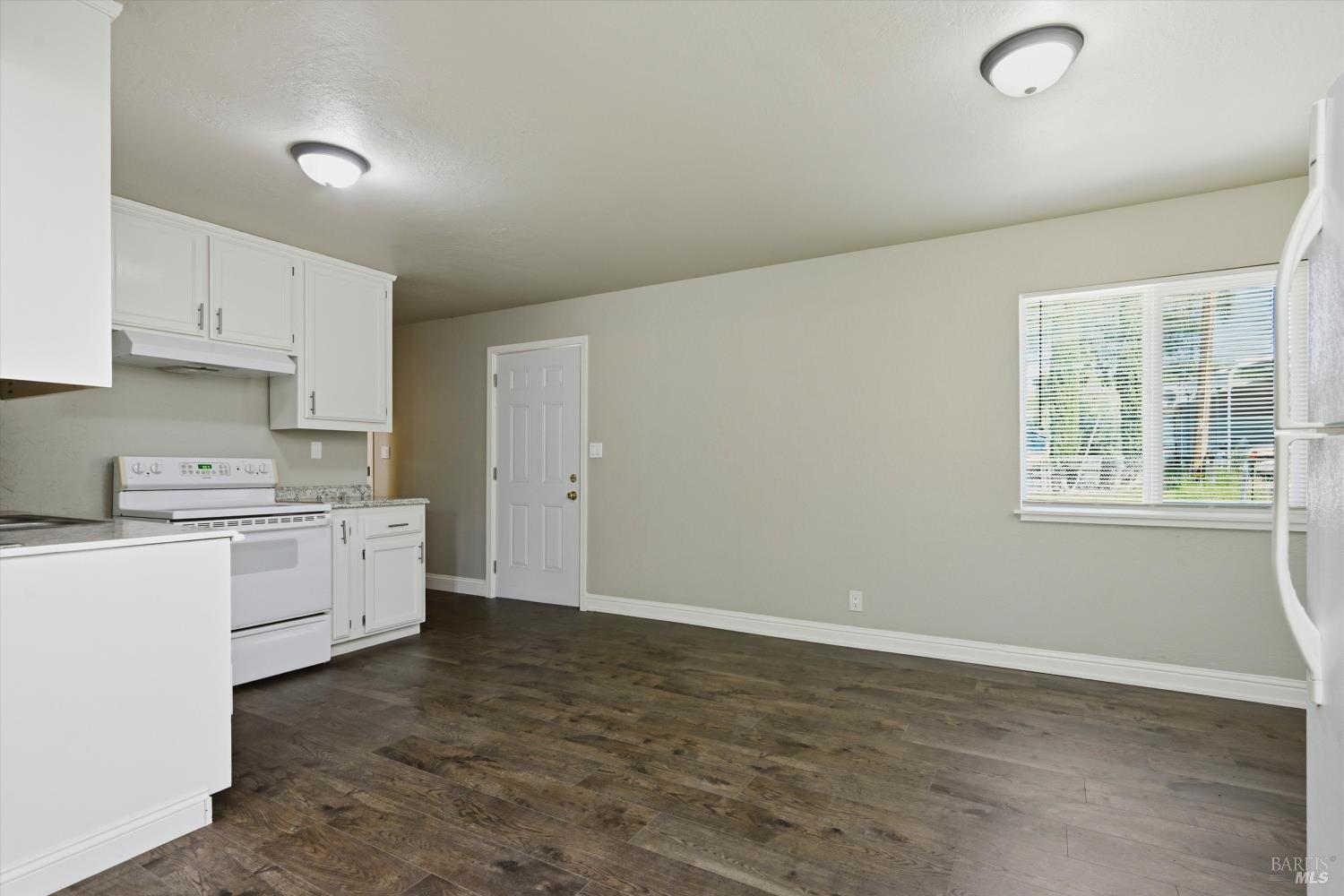 3723 Buckeye Street Clearlake CA 95422