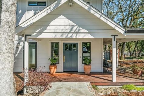 1143-1145 Hill Road Glen Ellen CA 95442