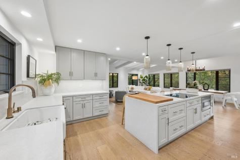 1143-1145 Hill Road Glen Ellen CA 95442