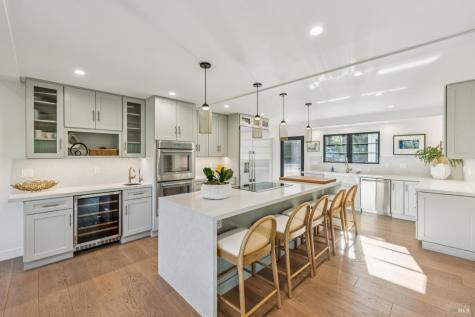 1143-1145 Hill Road Glen Ellen CA 95442