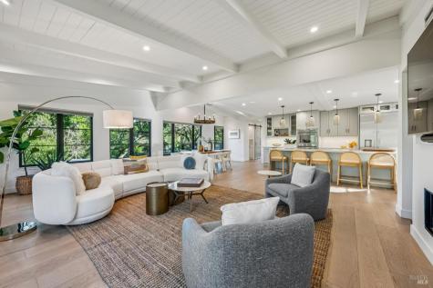 1143-1145 Hill Road Glen Ellen CA 95442