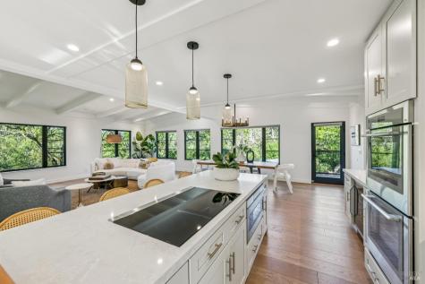 1143-1145 Hill Road Glen Ellen CA 95442