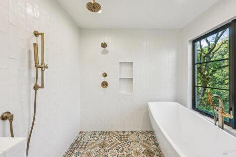 1143-1145 Hill Road Glen Ellen CA 95442