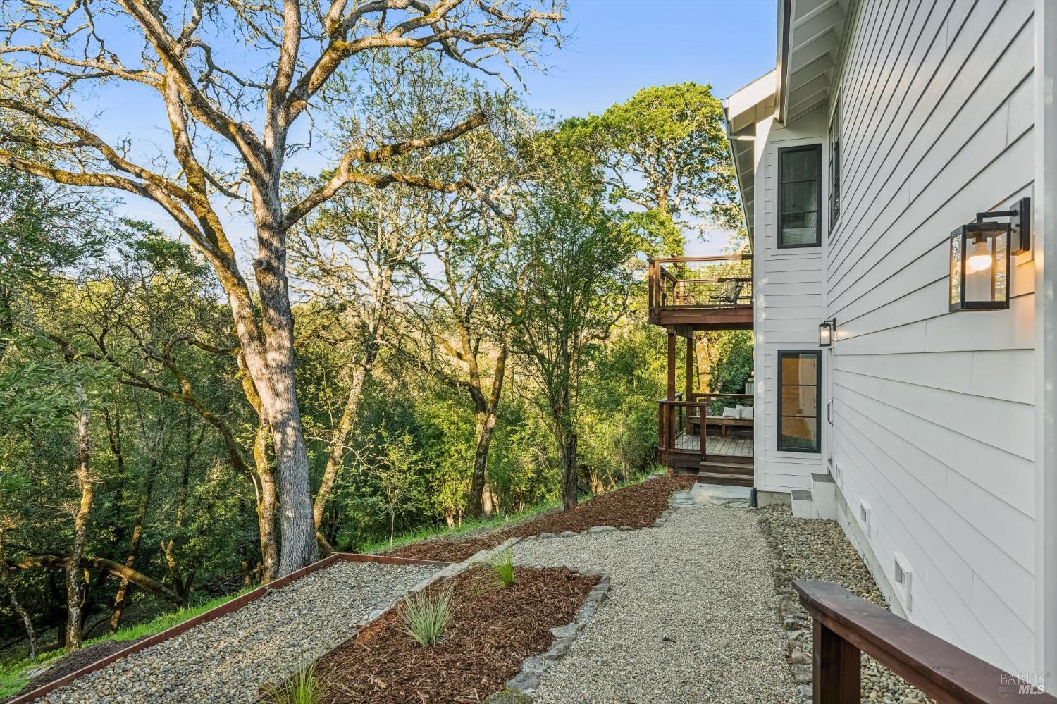 1143-1145 Hill Road Glen Ellen CA 95442