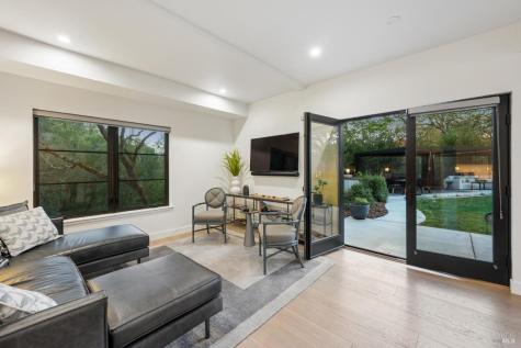 1143-1145 Hill Road Glen Ellen CA 95442