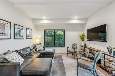1143-1145 Hill Road Glen Ellen CA 95442
