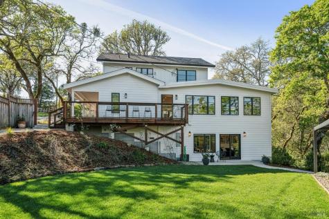 1143-1145 Hill Road Glen Ellen CA 95442