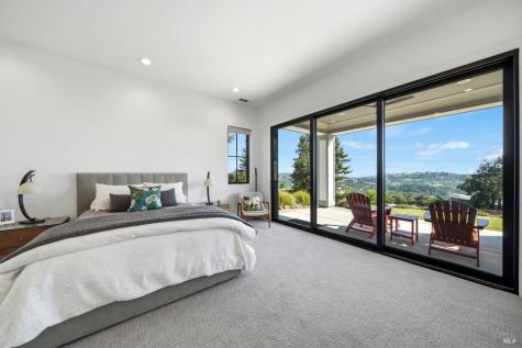 5890 Heights Road Santa Rosa CA 95404