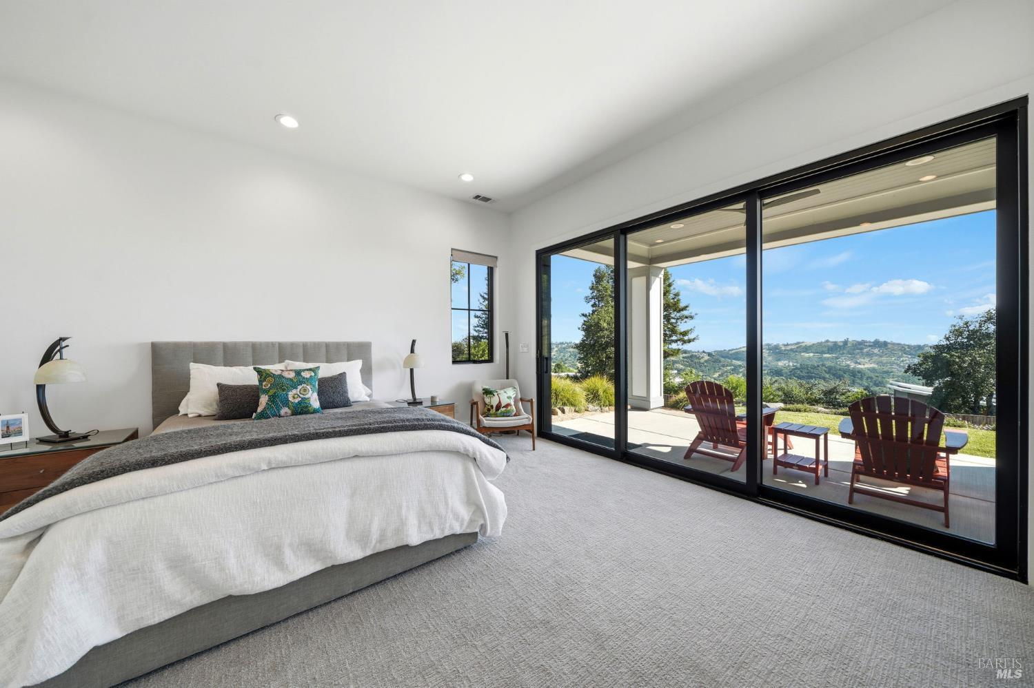 5890 Heights Road Santa Rosa CA 95404