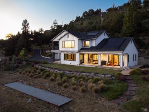 5890 Heights Road Santa Rosa CA 95404