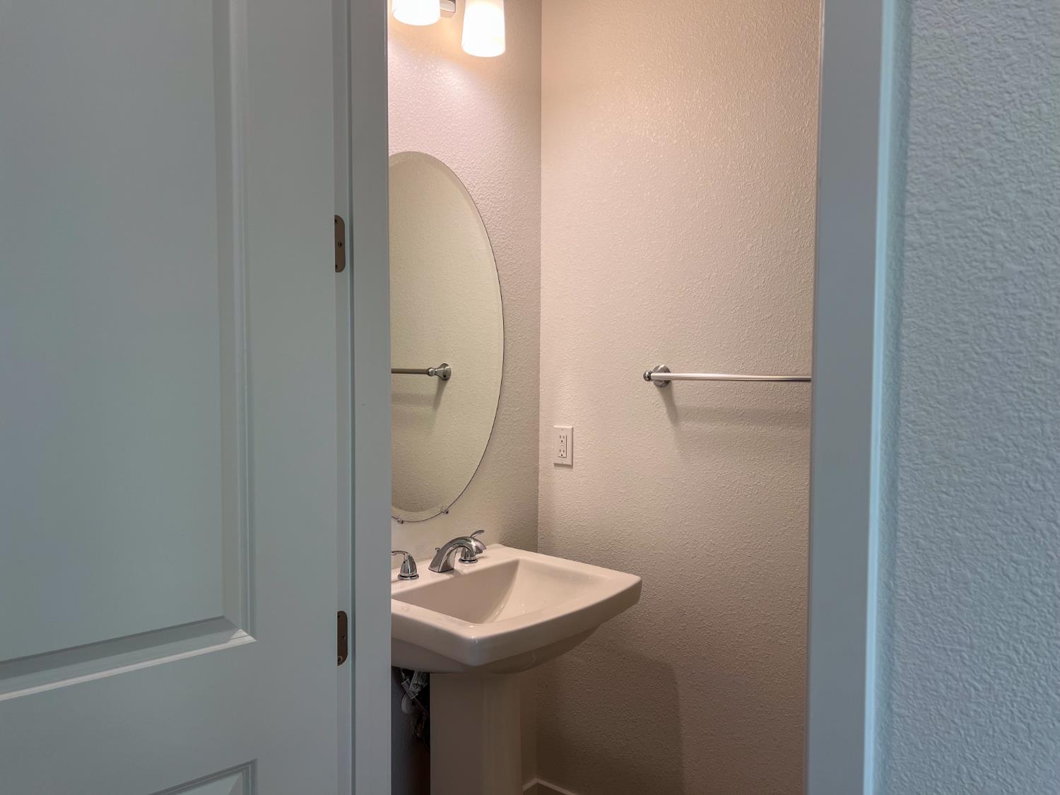 3368 Houser Court Davis CA 95616