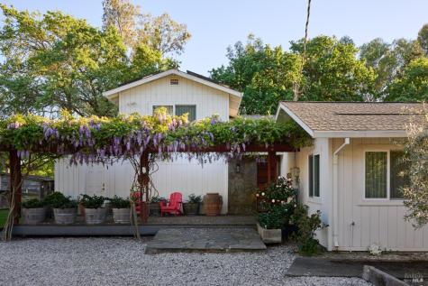 195-247 Fisher Lane Sonoma CA 95476