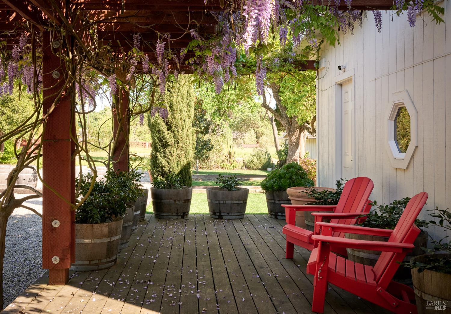 195-247 Fisher Lane Sonoma CA 95476