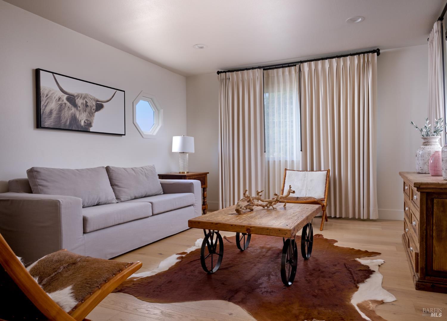 195-247 Fisher Lane Sonoma CA 95476