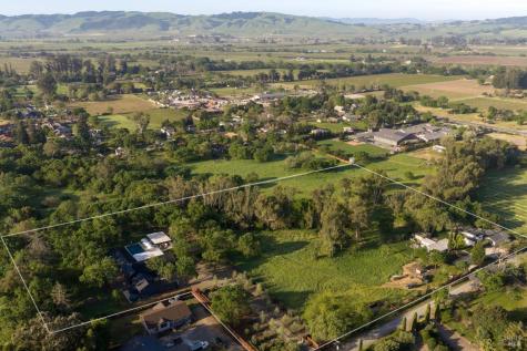 195-247 Fisher Lane Sonoma CA 95476