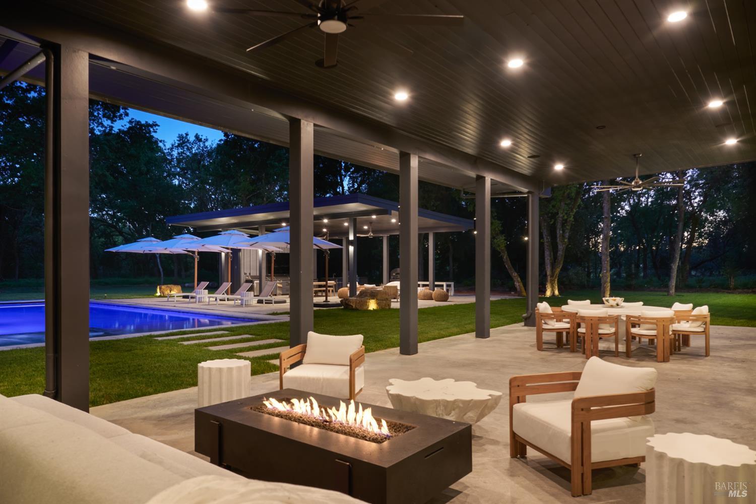 195-247 Fisher Lane Sonoma CA 95476