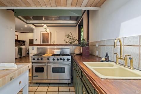 53 Sir Francis Drake Boulevard Ross CA 94957