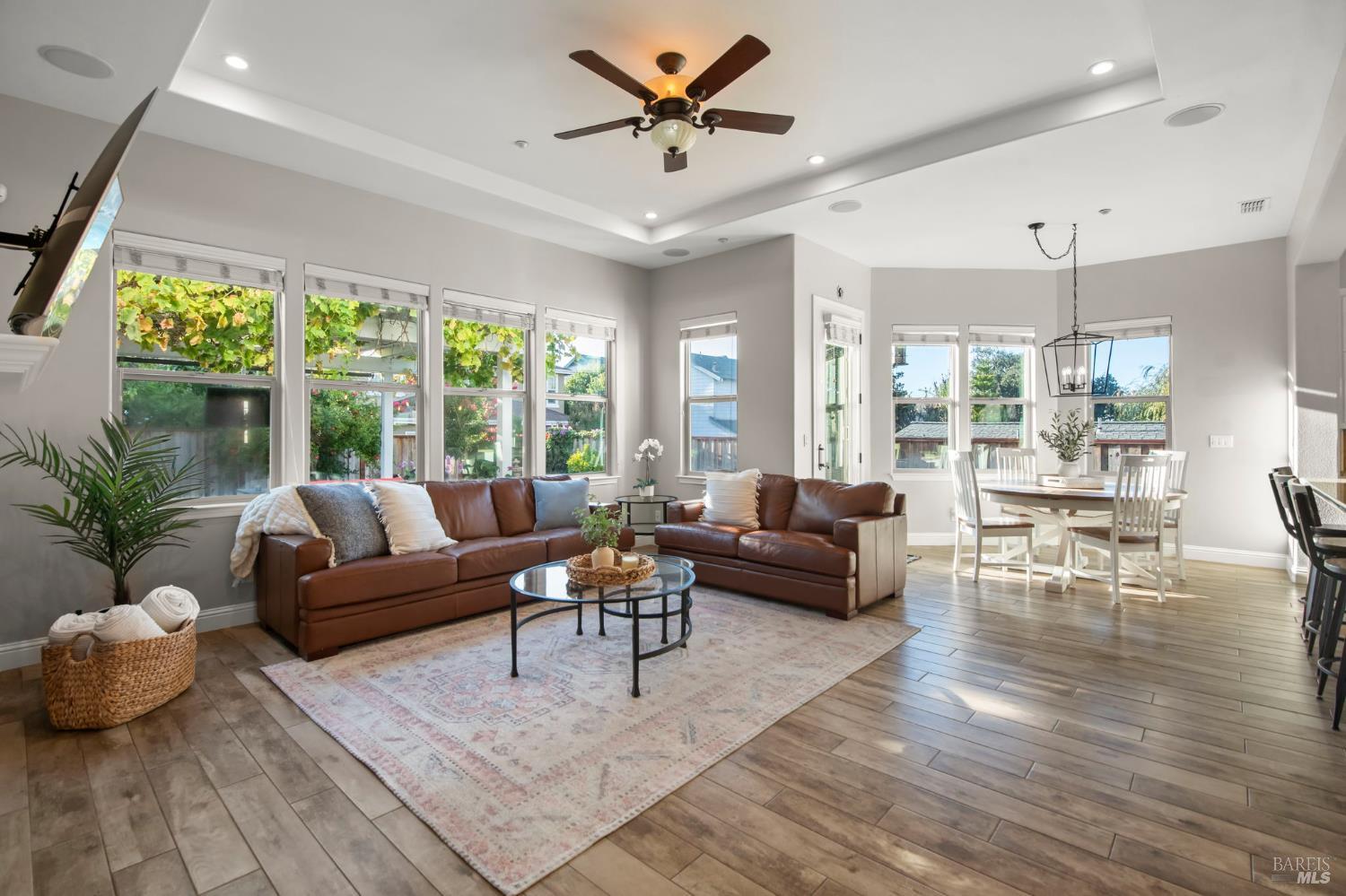 74 Rovina Lane Petaluma CA 94952