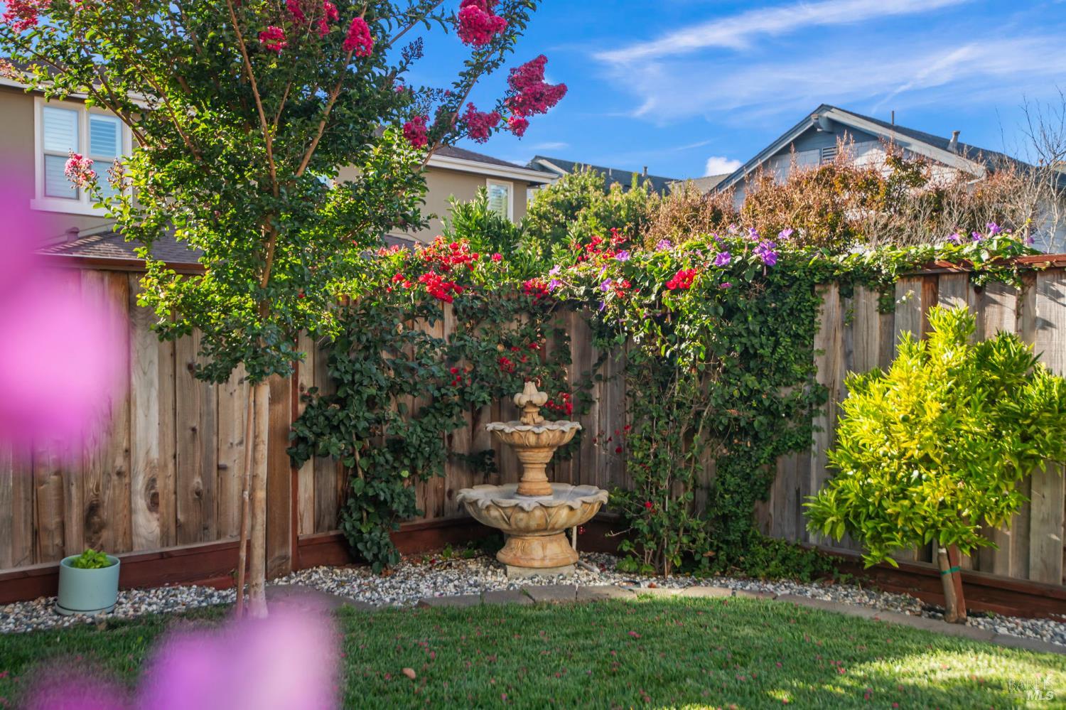 74 Rovina Lane Petaluma CA 94952