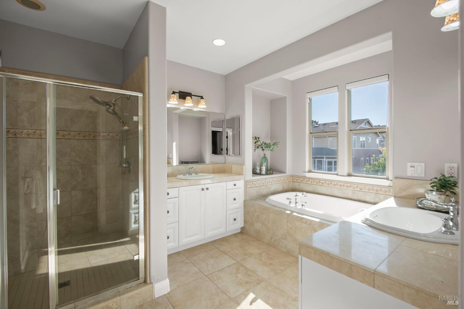74 Rovina Lane Petaluma CA 94952