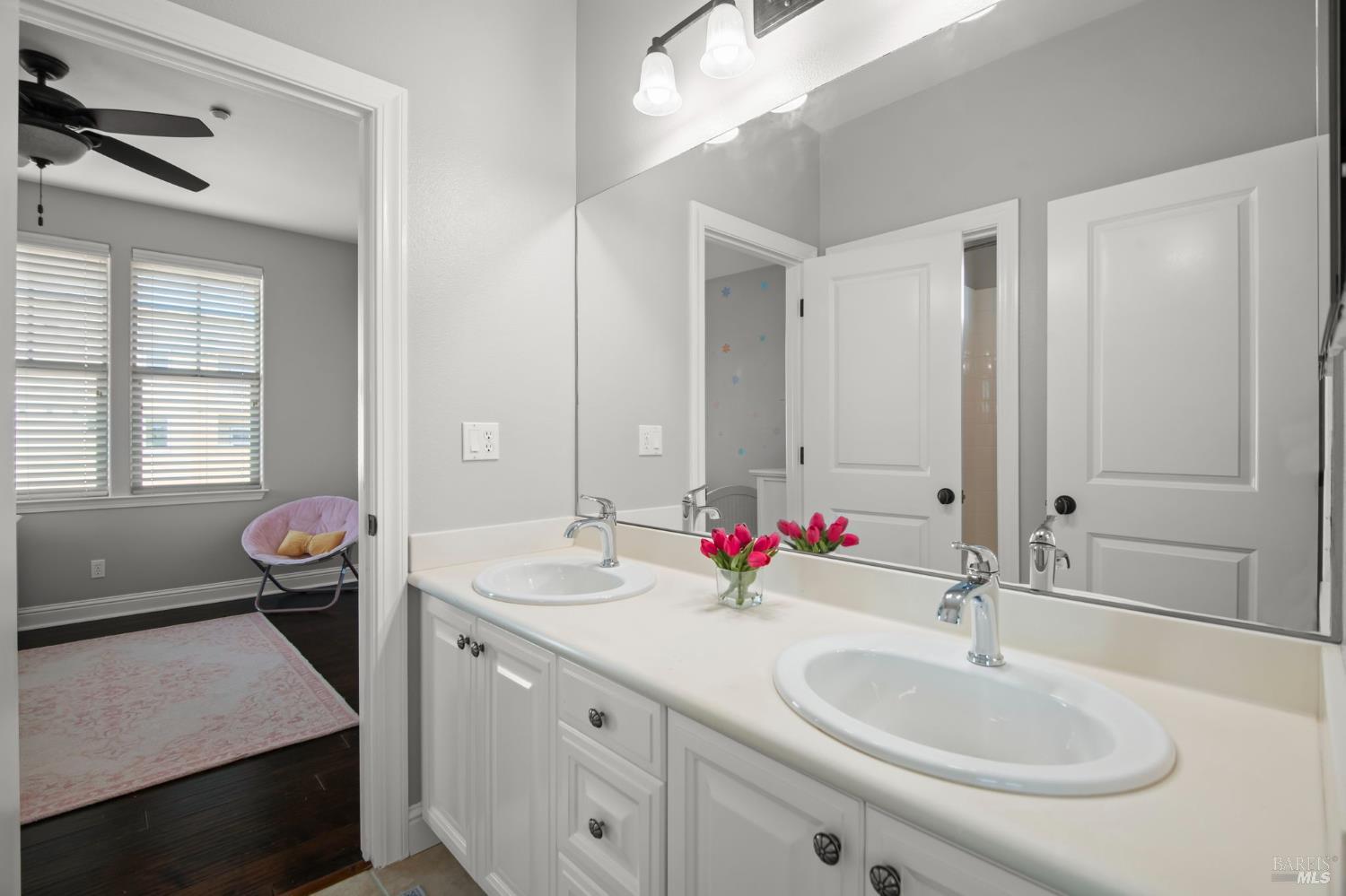 74 Rovina Lane Petaluma CA 94952