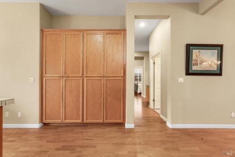 1284 Eagle Drive Windsor CA 95492