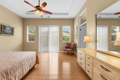 1284 Eagle Drive Windsor CA 95492