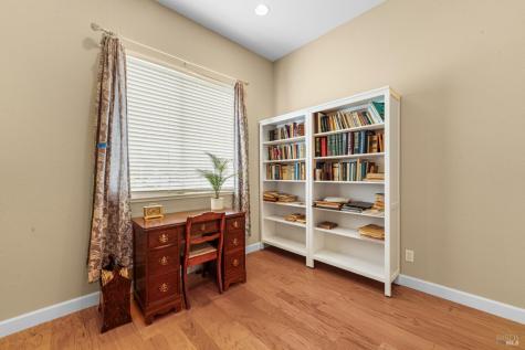 1284 Eagle Drive Windsor CA 95492